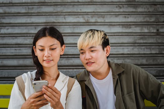 friends using social media to reconnect